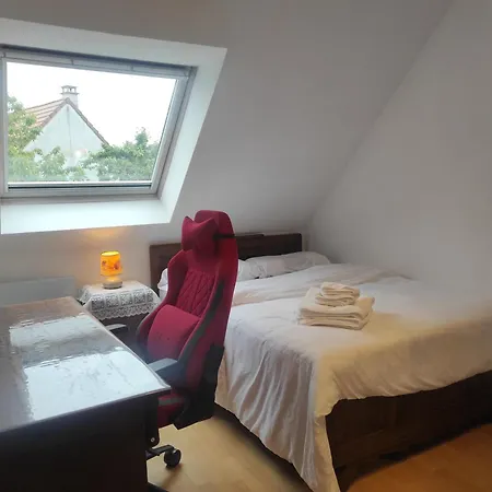 Vintage Crossroads Homestay