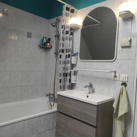 Vintage Crossroads Homestay Acheres (Yvelines)